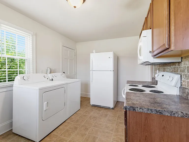 4212 Old US Highway 421 — Photo 12