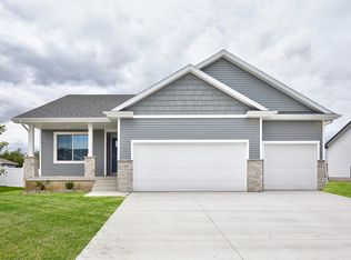 2414 Spruce St, Granger, IA 50109