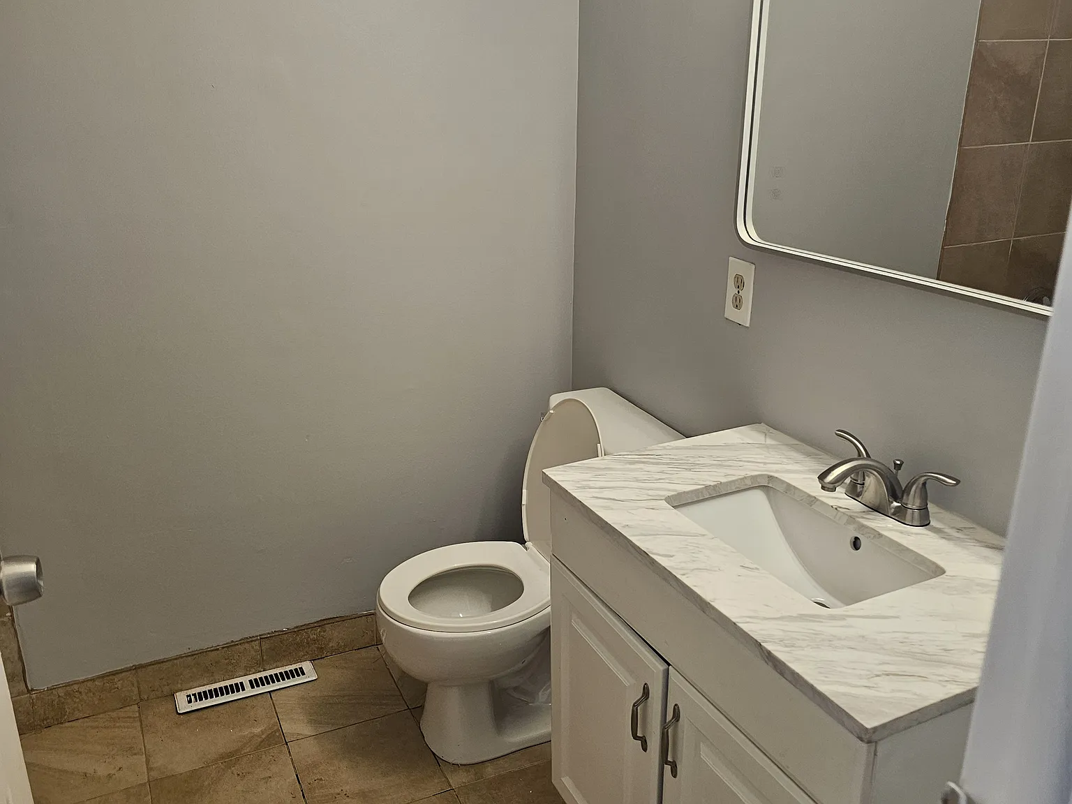 Kelvin Ct, Cincinnati — Photo 2