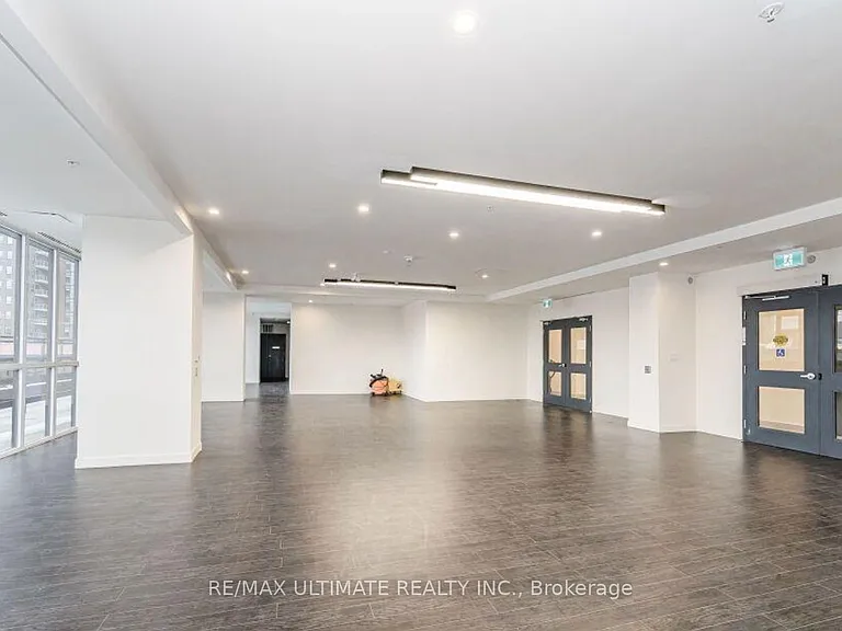128 King St N #710 — Photo 24