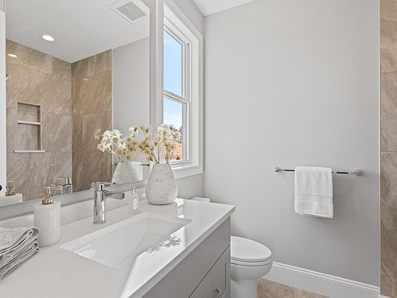 5th image of 795 Irvin Ln SW