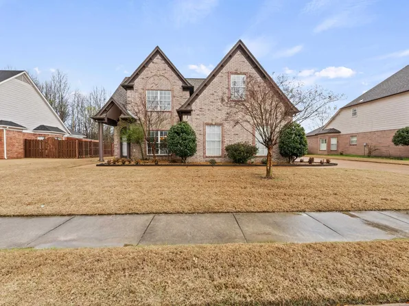 396 Dirks Cairn Dr, Cordova, TN 38018