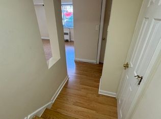 2704 W Lunt Ave #G, Chicago, IL 60645