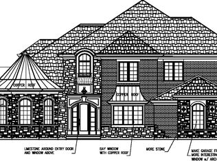 2738 Kingston Dr, Northfield, IL 60062