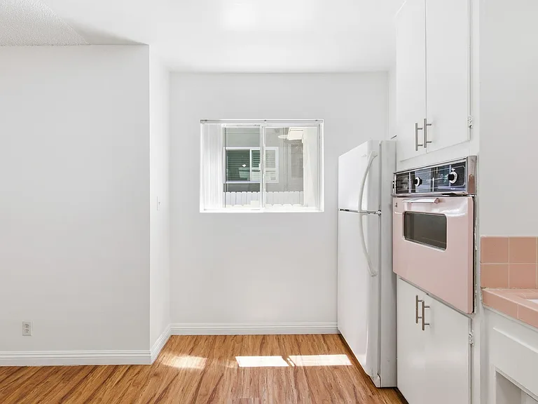 1015 S Westgate Ave — Photo 6