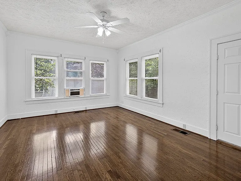 2601 S University Dr — Photo 8