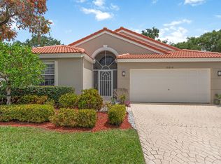10864 Royal Caribbean Circle, Boynton Beach, FL 33437