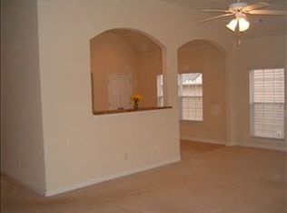 806 Center Rd, Taylors, SC 29687