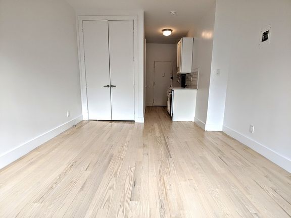 4th image of 467 W 164th St #1CC