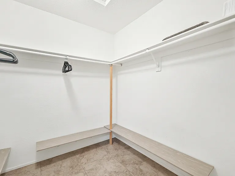 42315 Liolios Dr — Photo 13