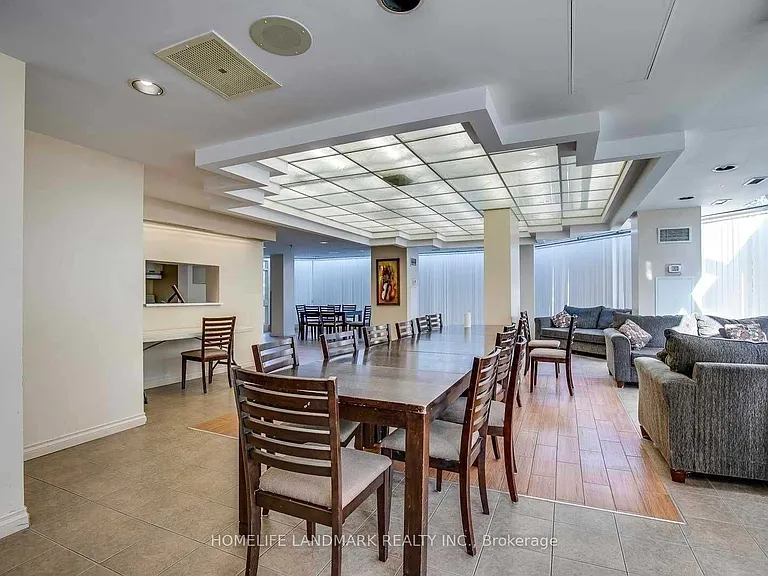 400 Webb Dr #501 — Photo 14