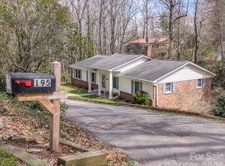 195 Long John Dr, Hendersonville, NC 28791