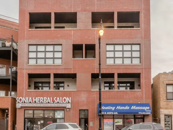 1625 W North Ave APT 301, Chicago, IL 60622