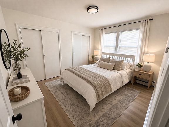 5th image of 7 Lake Dr #7