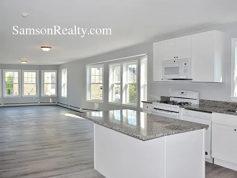 719 Hope St #3 — Photo 9