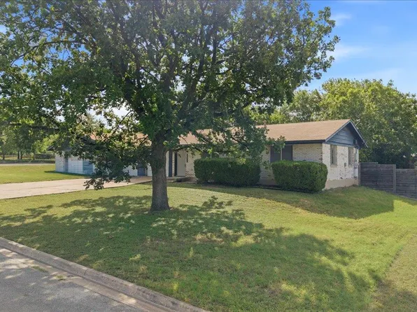207 W Noton St #A, Pflugerville, TX 78660