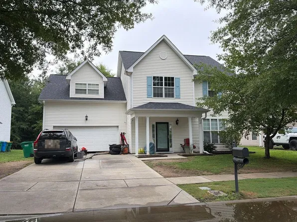 8923 Comstock Ct, Locust, NC 28097