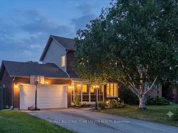 98 Carrick Ave, Georgina, ON L4P 3R6