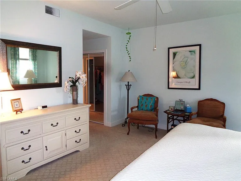 610 Laguna Royale Blvd #1002 — Photo 34