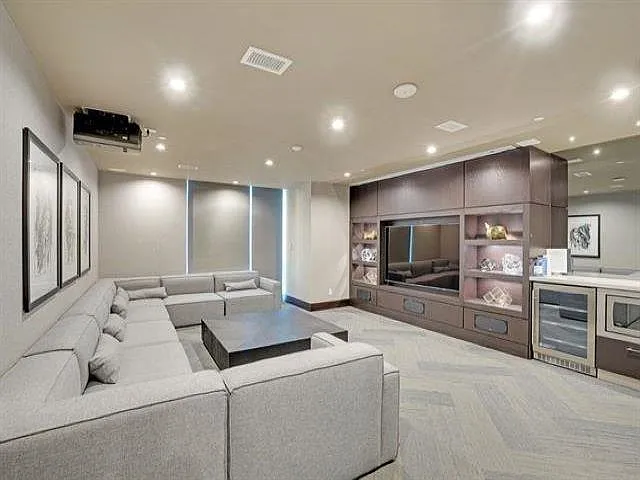 210 Salter St #1103 — Photo 31