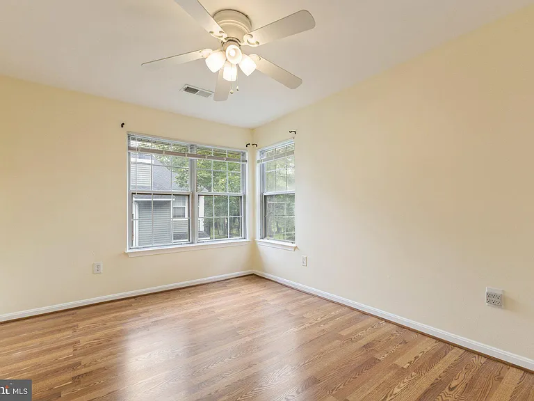 8633 Beekman Pl #C — Photo 14
