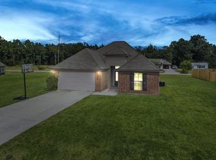 40064 Sugarberry Dr, Ponchatoula, LA 70454