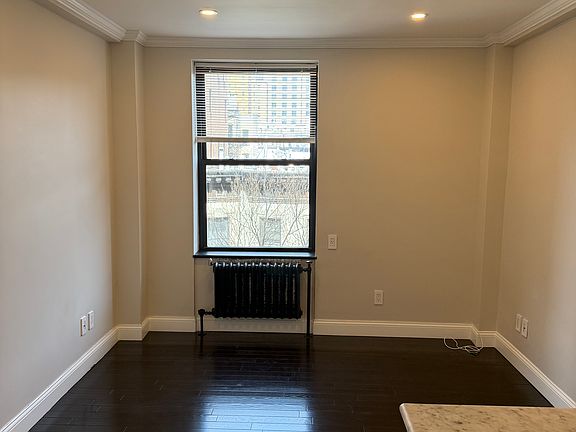 2nd image of 250 W 100th St #517
