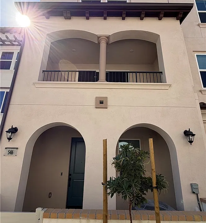 546 Gregory Way