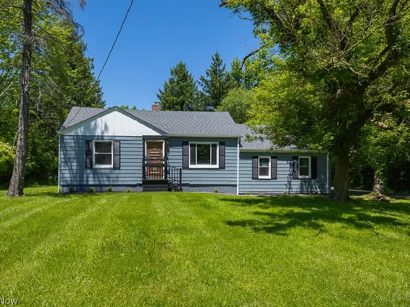 26390 Pettibone Rd, Bedford, OH 44146