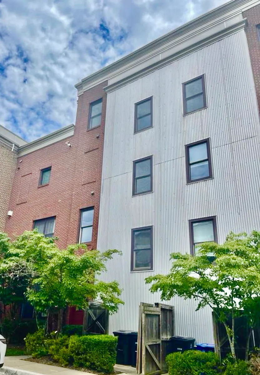 Building Photo - 5610 Baltimore Ave
