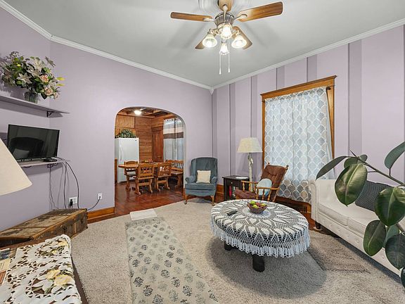 5th image of 1023 Indiana St