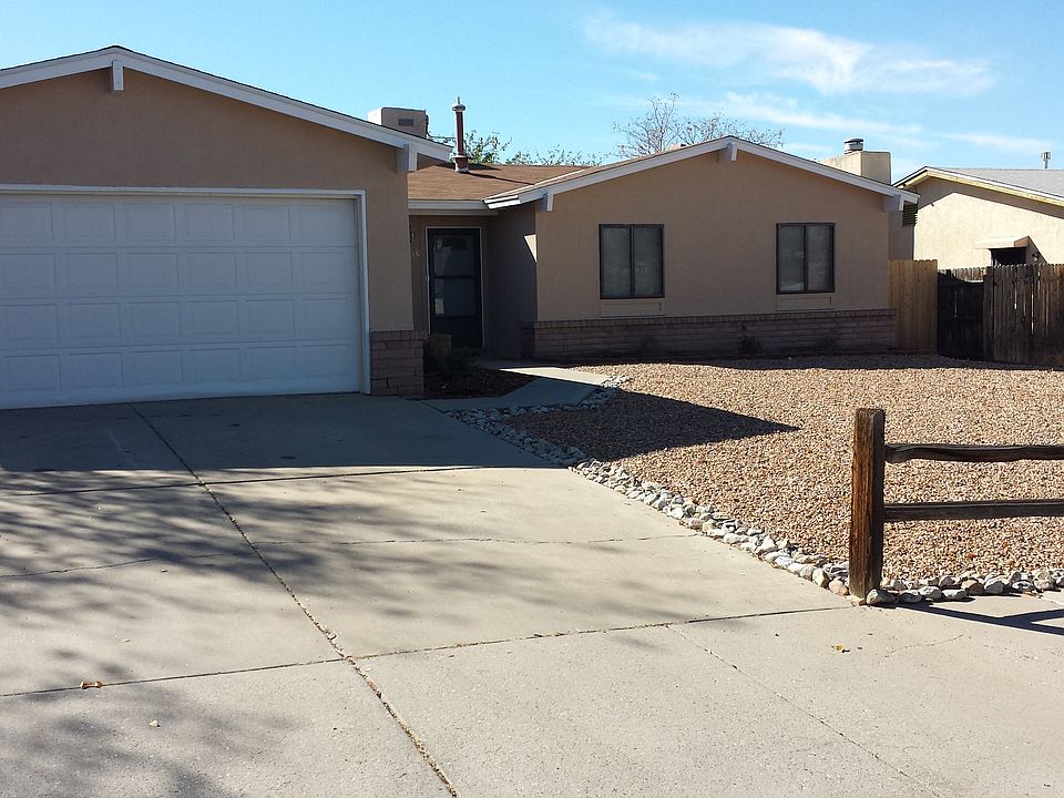 1st image of 7216 Coulson Dr NE
