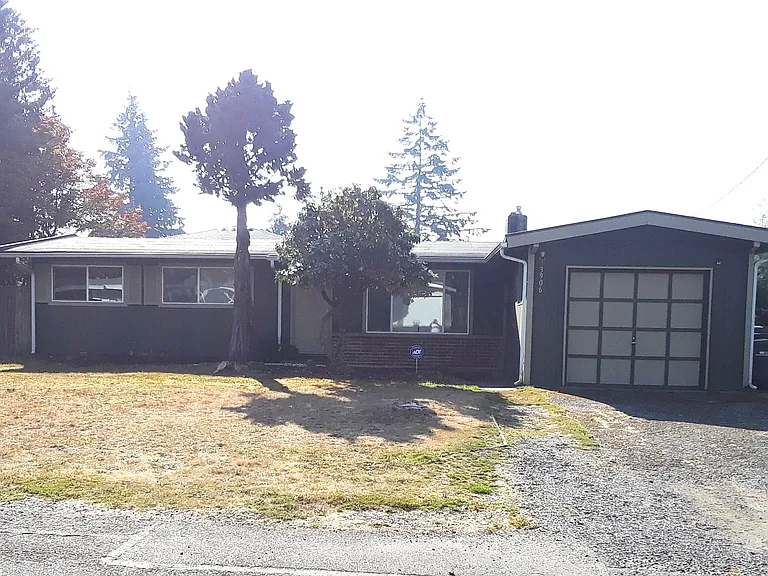 3906 176th Pl SW — Photo 1