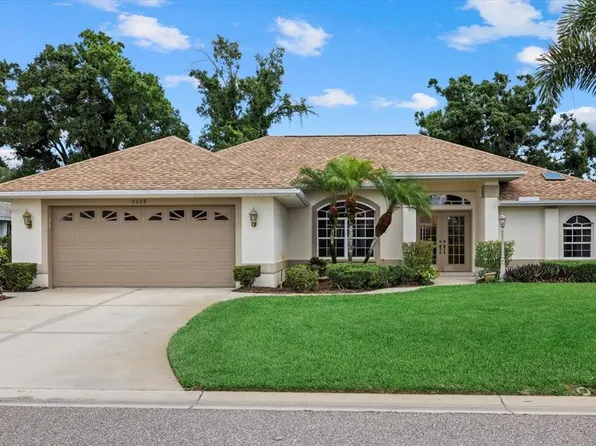 5058 Southern Pine Cir, Venice, FL 34293