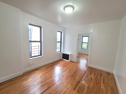 Rented by Douglas Elliman | media 14