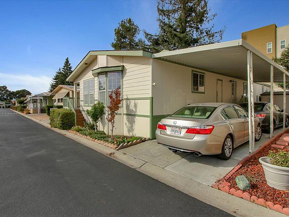 3rd image of 412 Giannotta Way