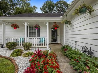 1729 Brandi Ln, Loganville, GA 30052