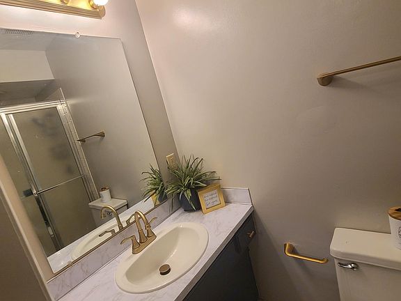 4th image of 11710 Camden Ave