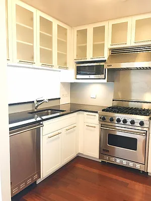 Rented by Level Group | media 18