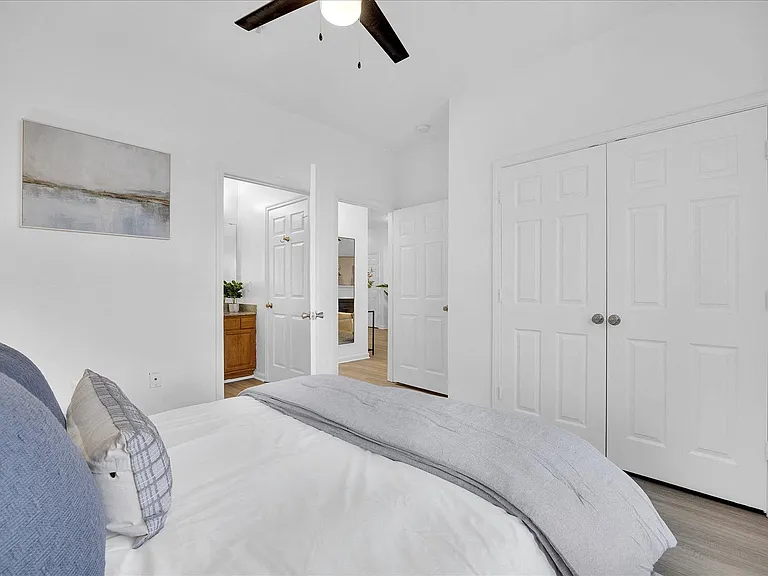 The Flats at Leland — Photo 8
