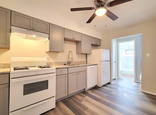 9240 S Kedzie Ave APT 1B, Evergreen Park, IL 60805