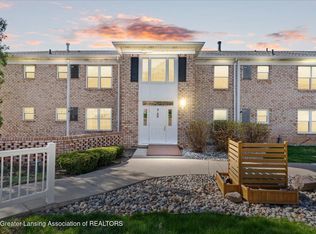 3333 Moores River Dr APT 305, Lansing, MI 48911