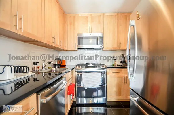 Rented by Metropolitan Property Group | media 15