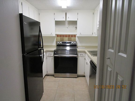 2nd image of 6503 Winona St