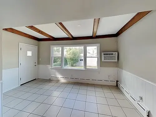 1842 N Nashville Ave — Photo 5