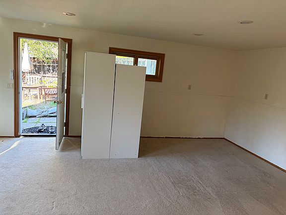 5th image of 340 Cuesta Real