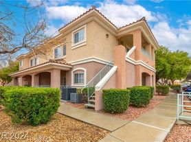 352 Amber Pine St, Las Vegas, NV
