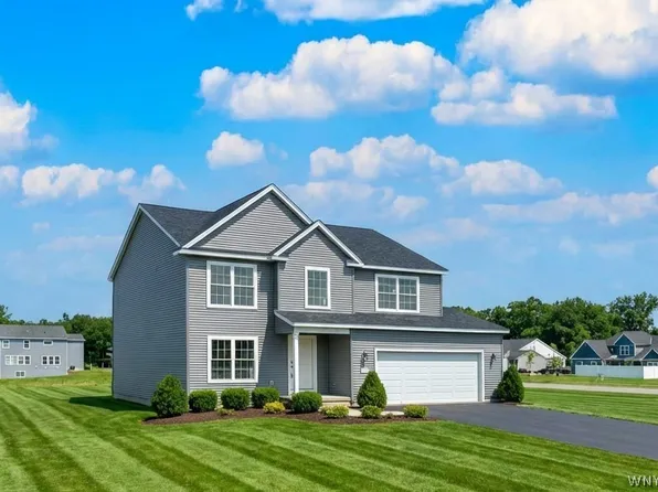 5502 William St, Lancaster, NY 14086