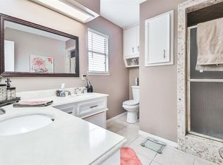 3015 Ashford Bend Dr, Houston, TX 77082