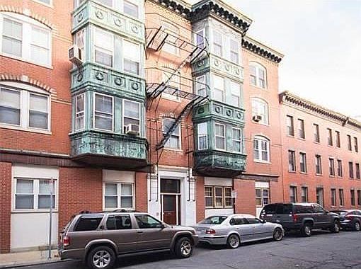 2nd image of 46 Lewis St APT 1E